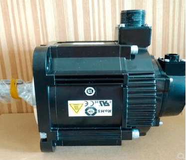 سغمغف-30 أدك 61 محرك سيرفو