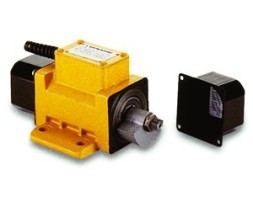 وسادة هزاز إيه 207 ب ، 42 فولت-3-200 هرتز