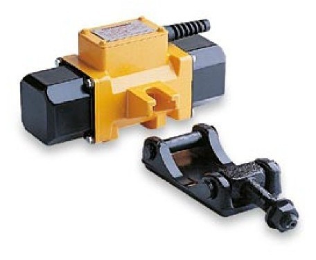  فأس هزاز عالي التردد 40 هـ ، قطر 42 فولت-3-200 هرتز.40